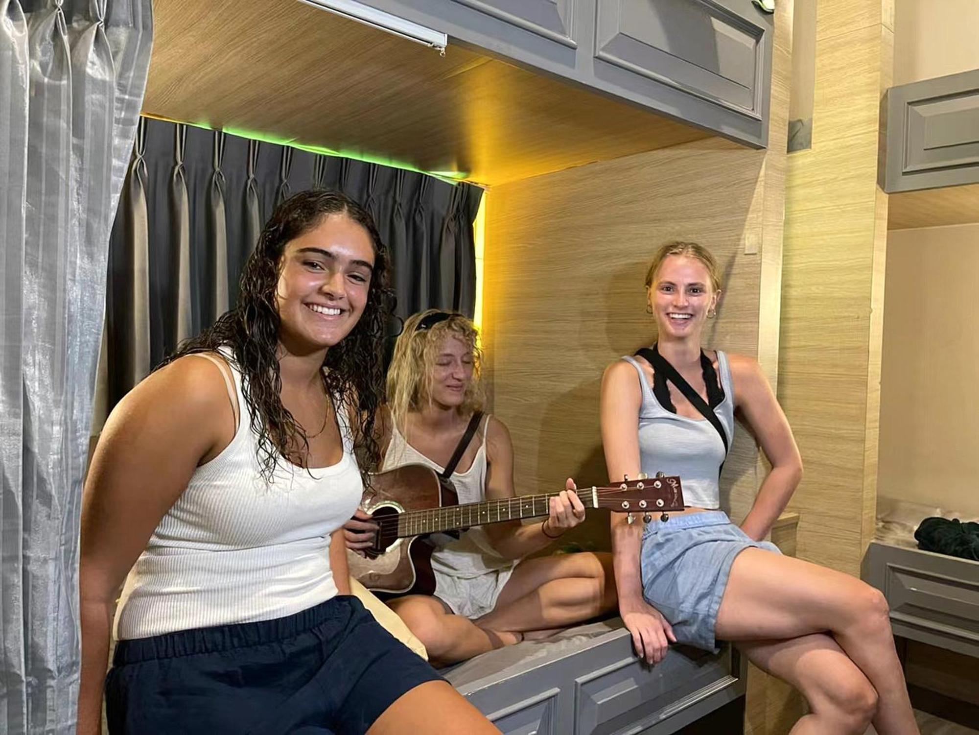 Susu Khaosan Hostel 방콕 외부 사진