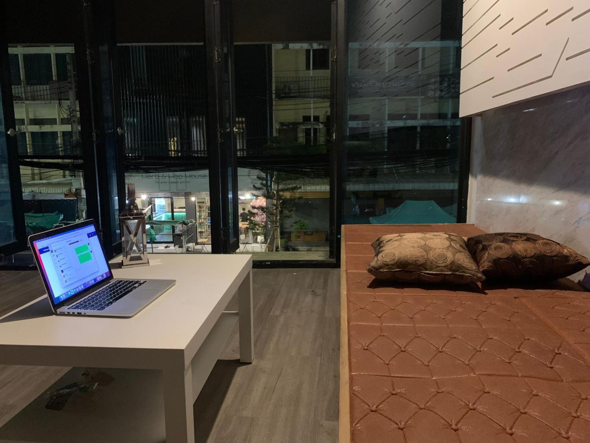 Susu Khaosan Hostel 방콕 외부 사진